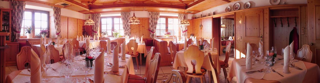 Dickinger Hotel *